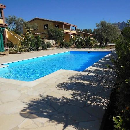 Appartamento In Splendido E Riservato Villaggio, Marina Di Tertenìa エクステリア 写真