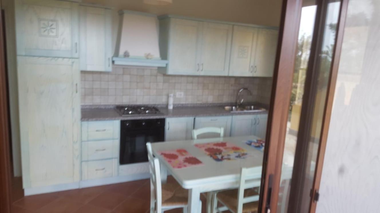 Appartamento In Splendido E Riservato Villaggio, Marina Di Tertenìa エクステリア 写真